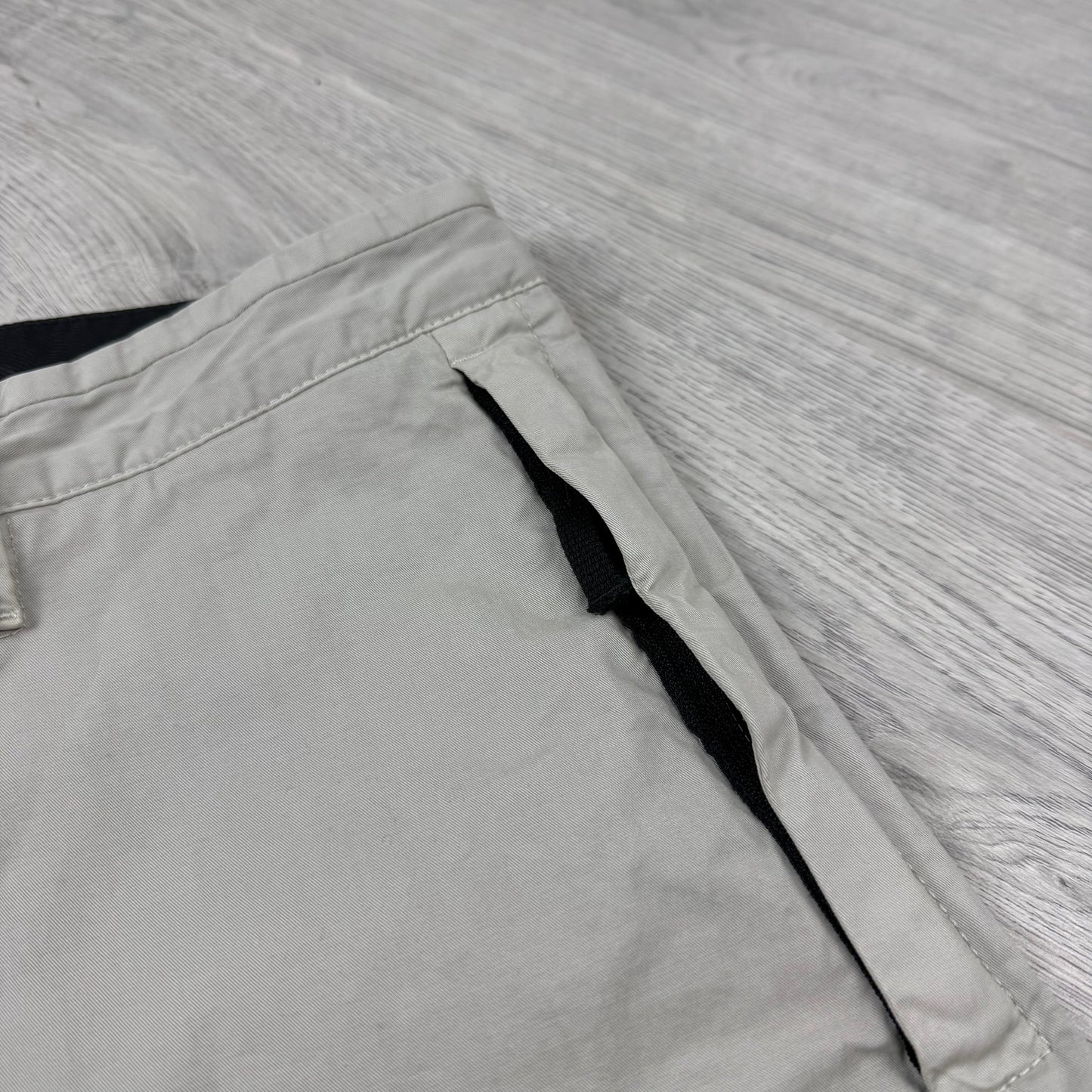 Stone Island Cargo Shorts - Pearl Grey