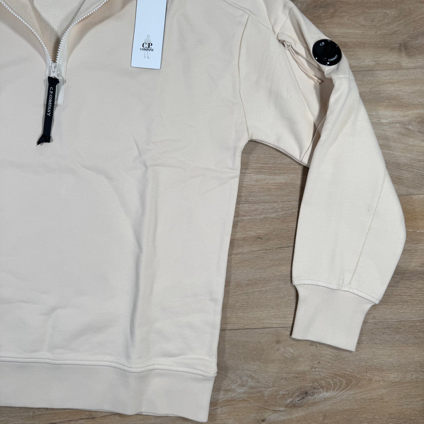 C.P. Company Diagonal Raised Half-Zip Lens Sweatshirt in Pistachio Shell