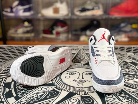 Air Jordan 3 Retro SE Fire Red Denim