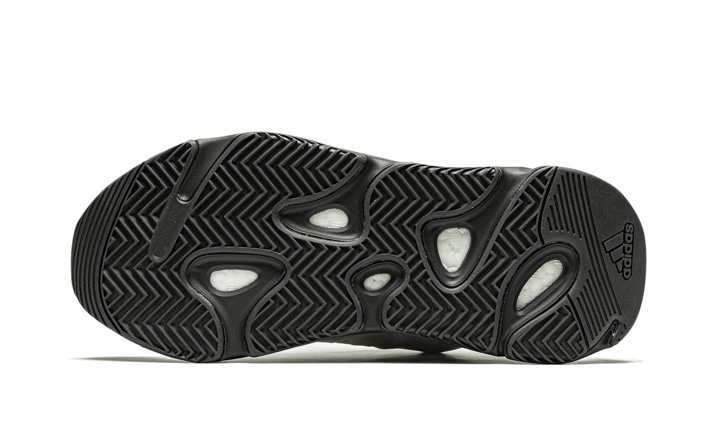 YEEZY 700 MNVN BONE