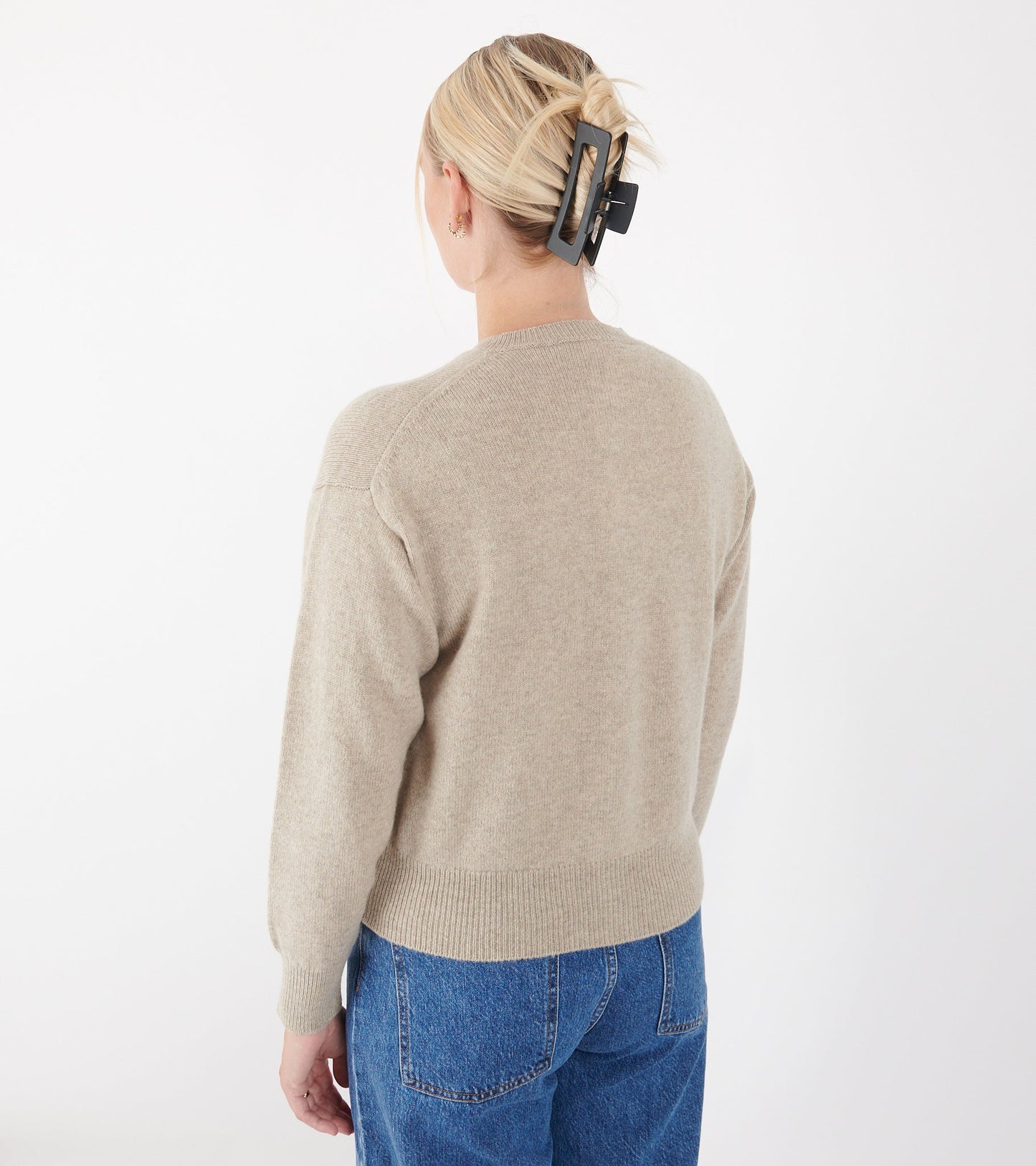Ada Crewneck Cardigan Oat