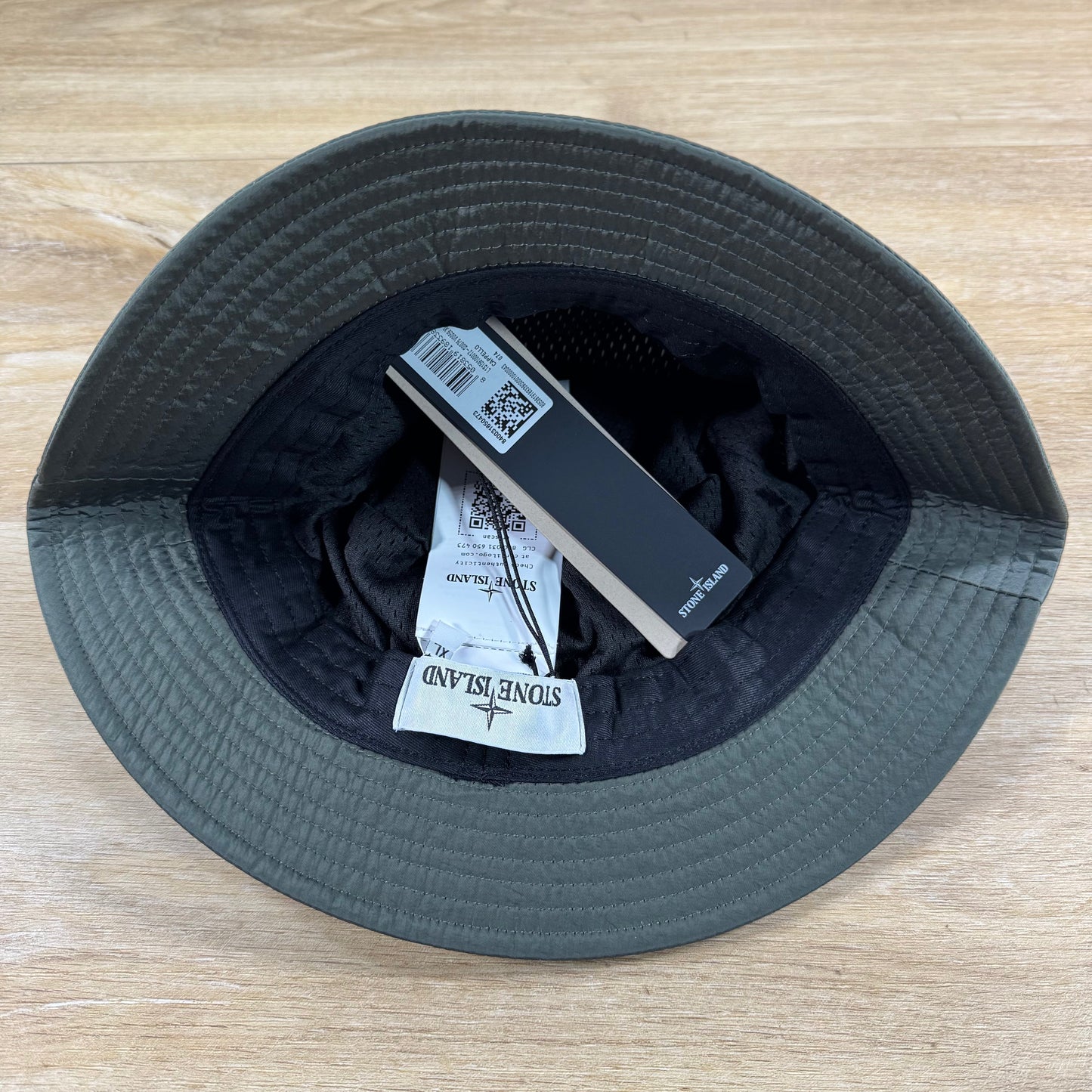 Stone Island Nylon Metal Bucket Hat in Musk Green