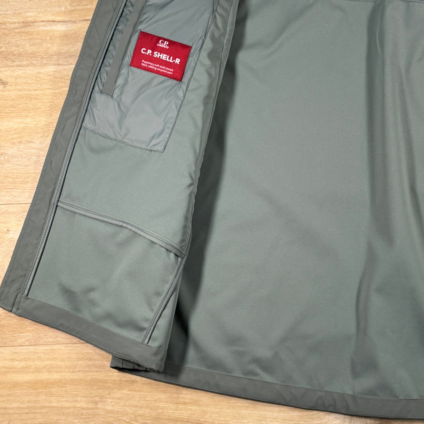 C.P. Company Shell-R Goggle Jacket in Laurel Wreath
