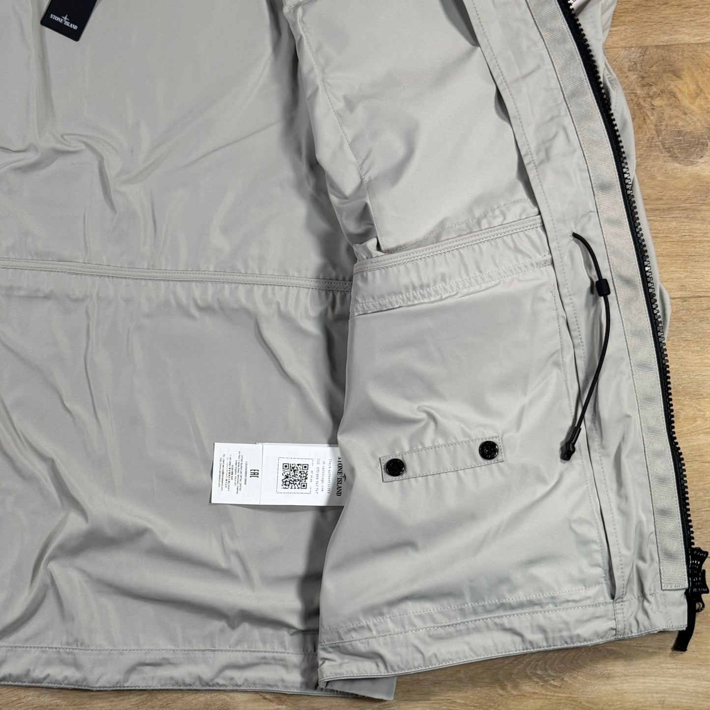 Stone Island Micro Twill Short Hooded Parka in Pearl Grey