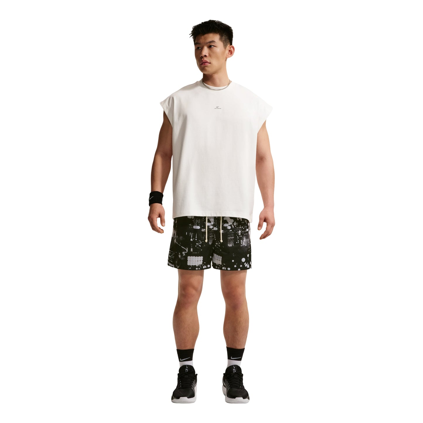 Nike Standard Issue Dri-FIT 13cm Shorts 'White Black Pale Ivory' IF2574-100