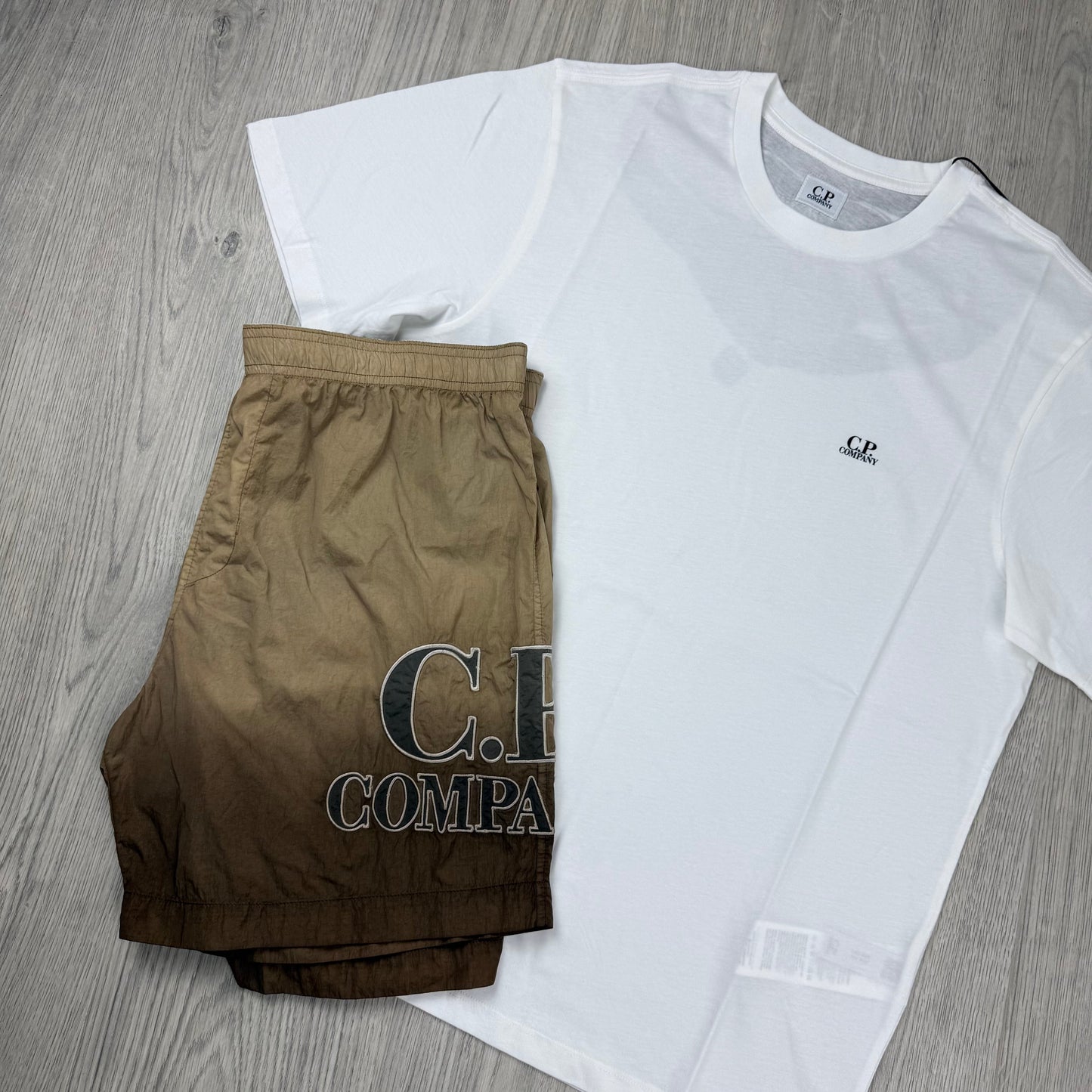 CP Company Holiday Set - White/Brown
