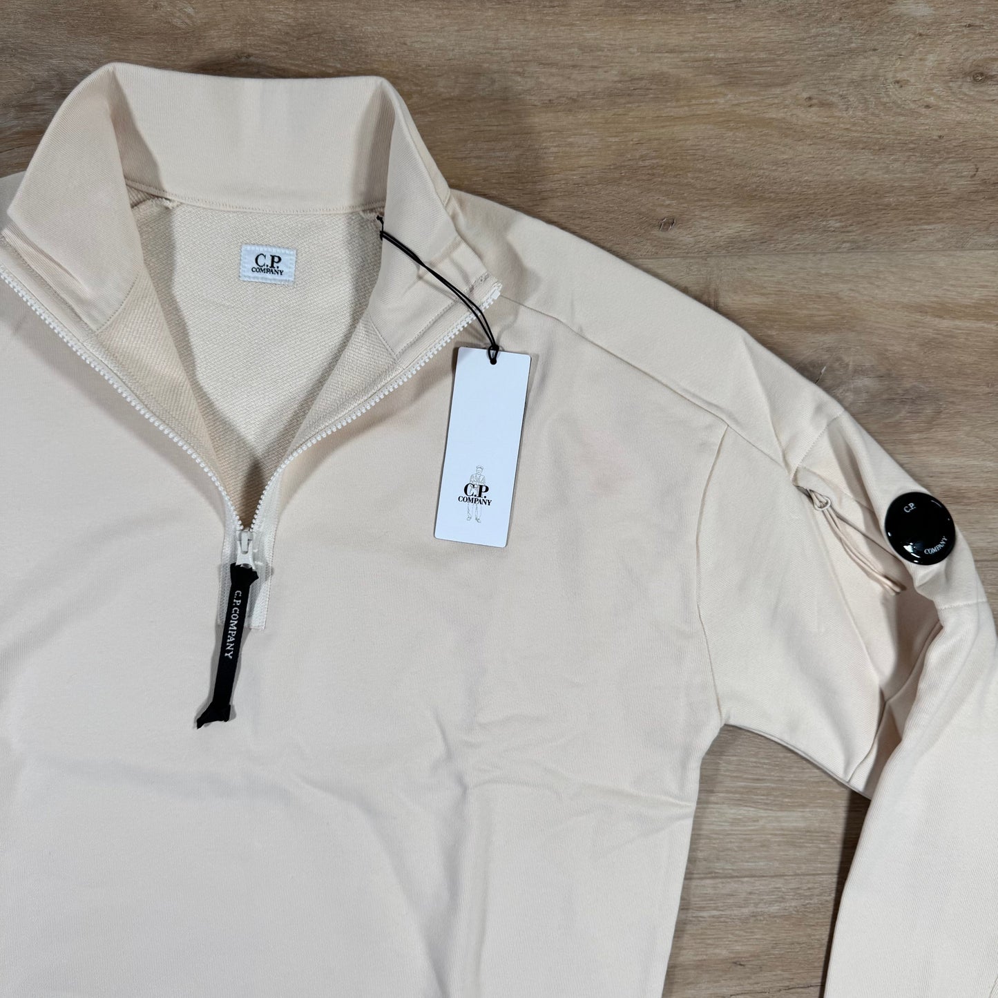 C.P. Company Diagonal Raised Half-Zip Lens Sweatshirt in Pistachio Shell