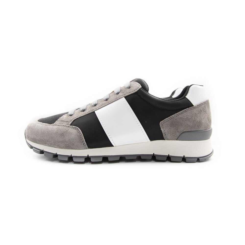 Prada Scamosciata Runner Trainers Black/Grey