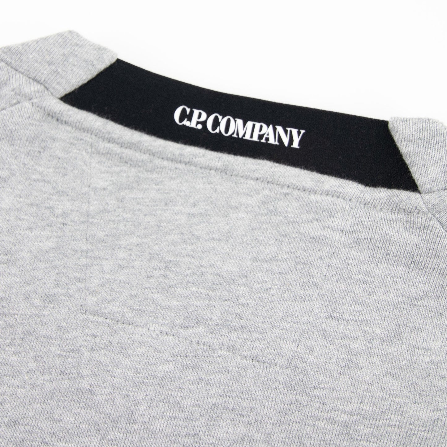 CP Company Diagonal Raised Fleece Lens Crew Sweatshirt Grey M93