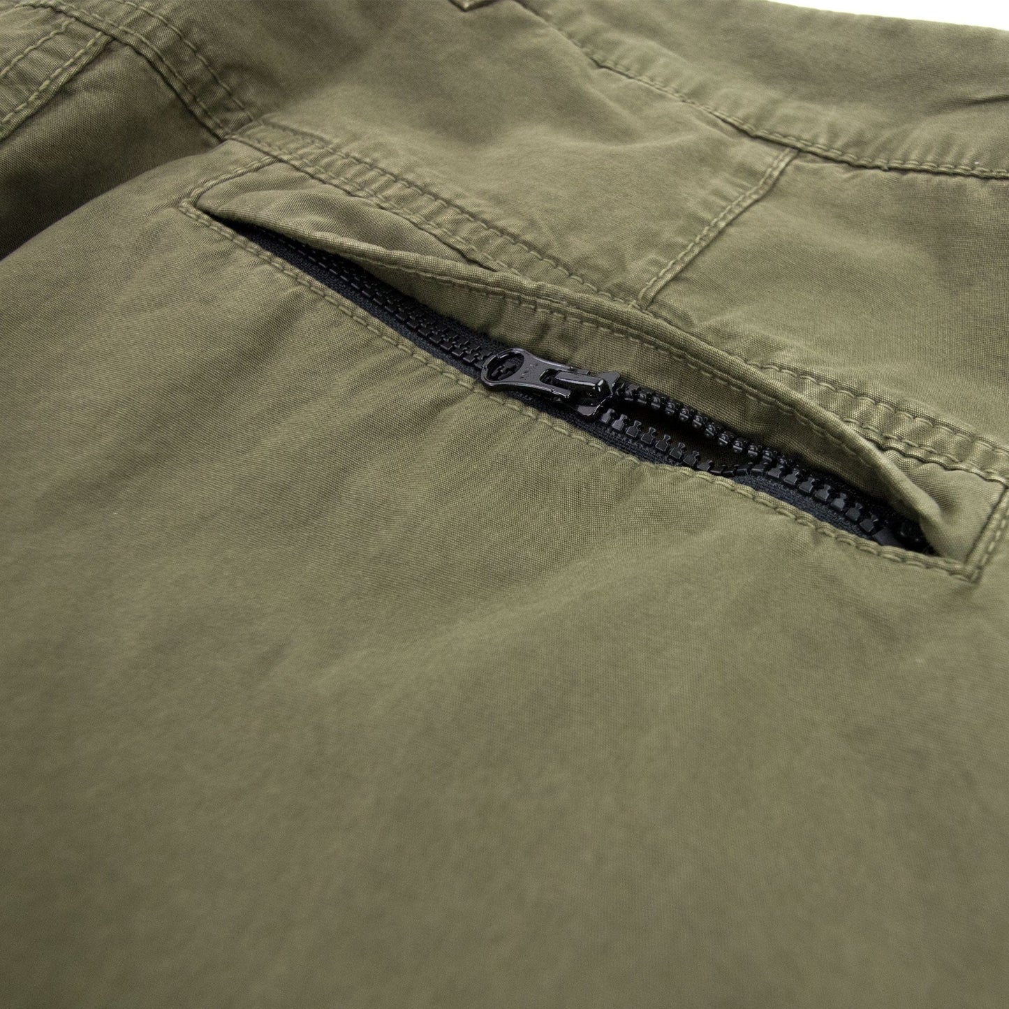 Stone Island Utility Pocket Cargo Bermuda Shorts Khaki V058