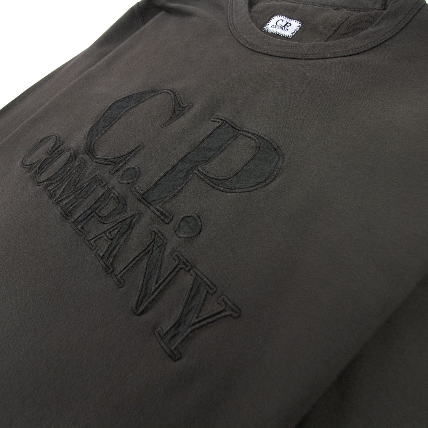 CP Company Light Fleece Mixed Garment Dyed Logo Sweatshirt Khaki 683