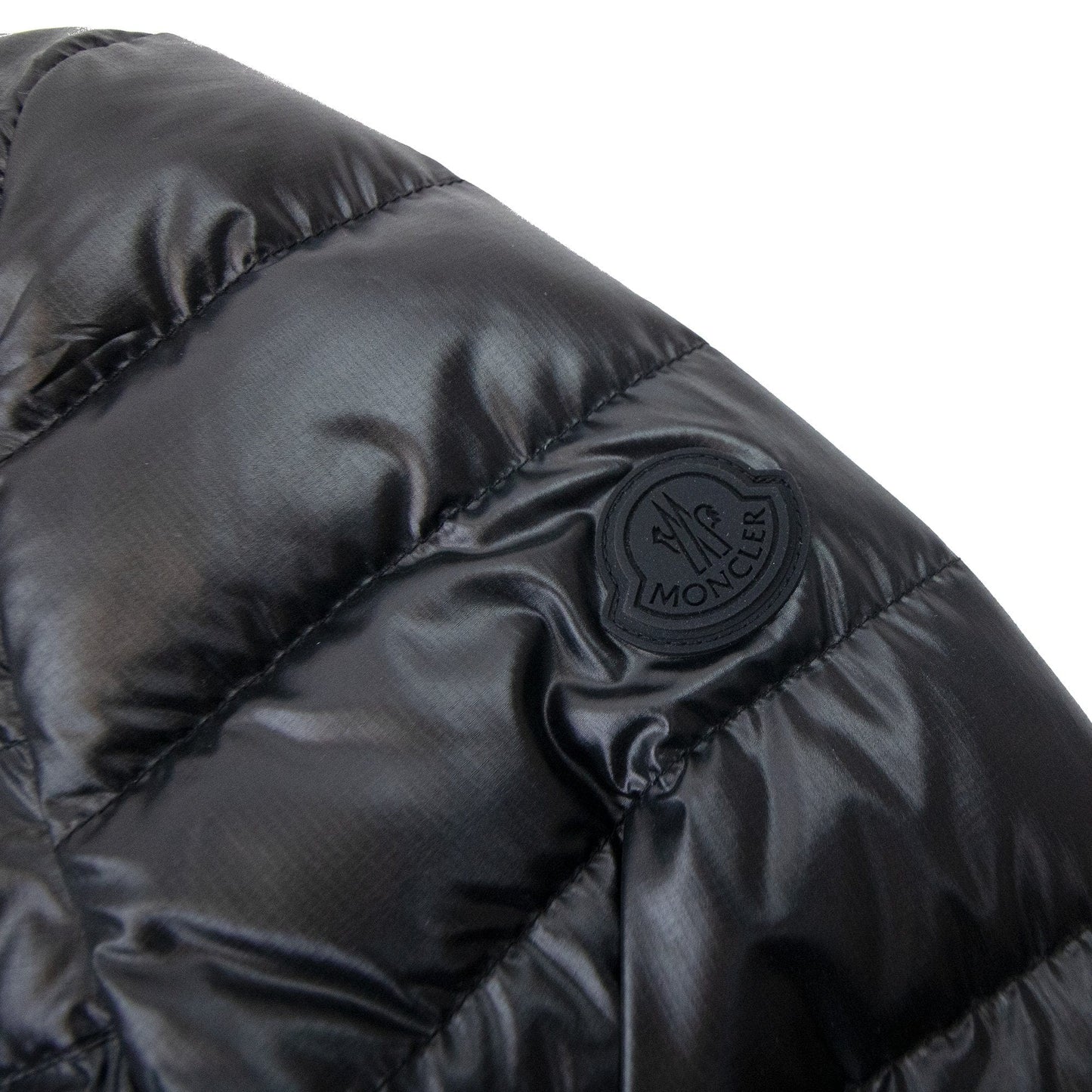 Moncler Larmor Short Down Jacket Black 999