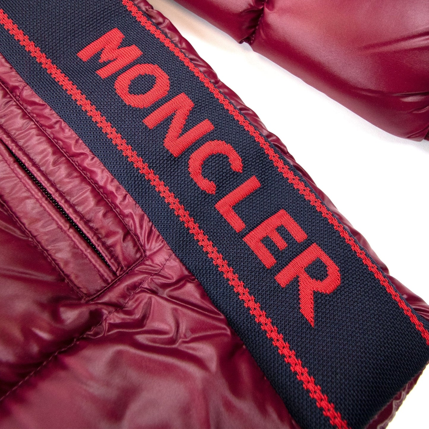 Moncler Lunetiere Short Down Jacket Burgundy 468