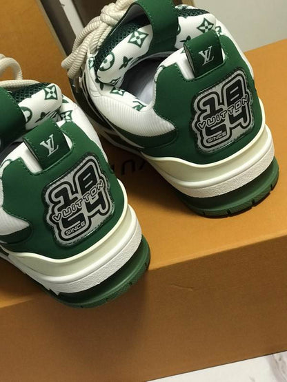 Louis Vuitton skate green