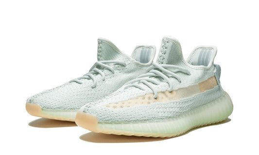 YEEZY 350 HYPERSPACE