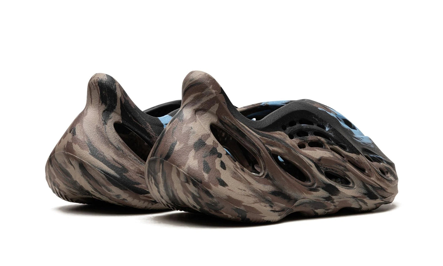 YEEZY FOAM RUNNER MX CINDER
