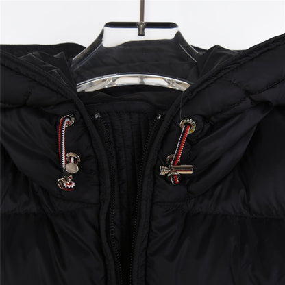 Smanicato moncler