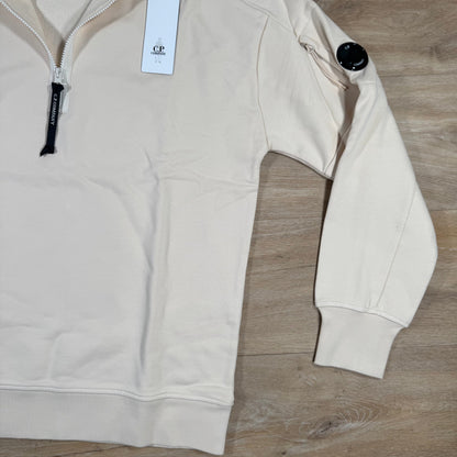 C.P. Company Diagonal Raised Half-Zip Lens Sweatshirt in Pistachio Shell