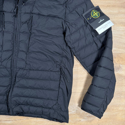 Stone Island Seamless Tunnel Nylon Down-TC Hooded Jacket in Black