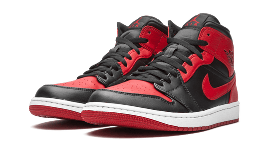 JORDAN 1 MID BANNED 2020