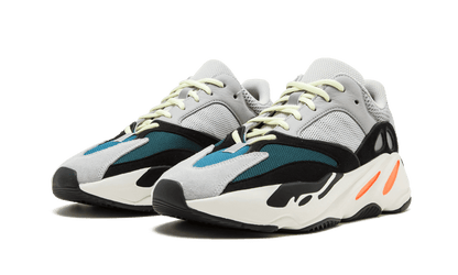 YEEZY 700  WAVE RUNNER