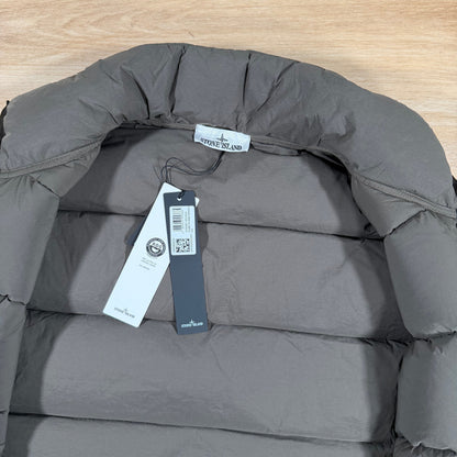 Stone Island Seamless Tunnel Nylon Down-TC Vest in Military Green