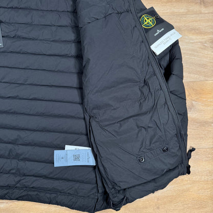 Stone Island Seamless Tunnel Nylon Down-TC Hooded Jacket in Black