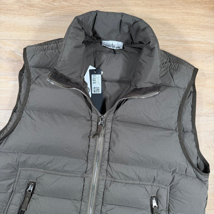 Stone Island Seamless Tunnel Nylon Down-TC Vest in Military Green