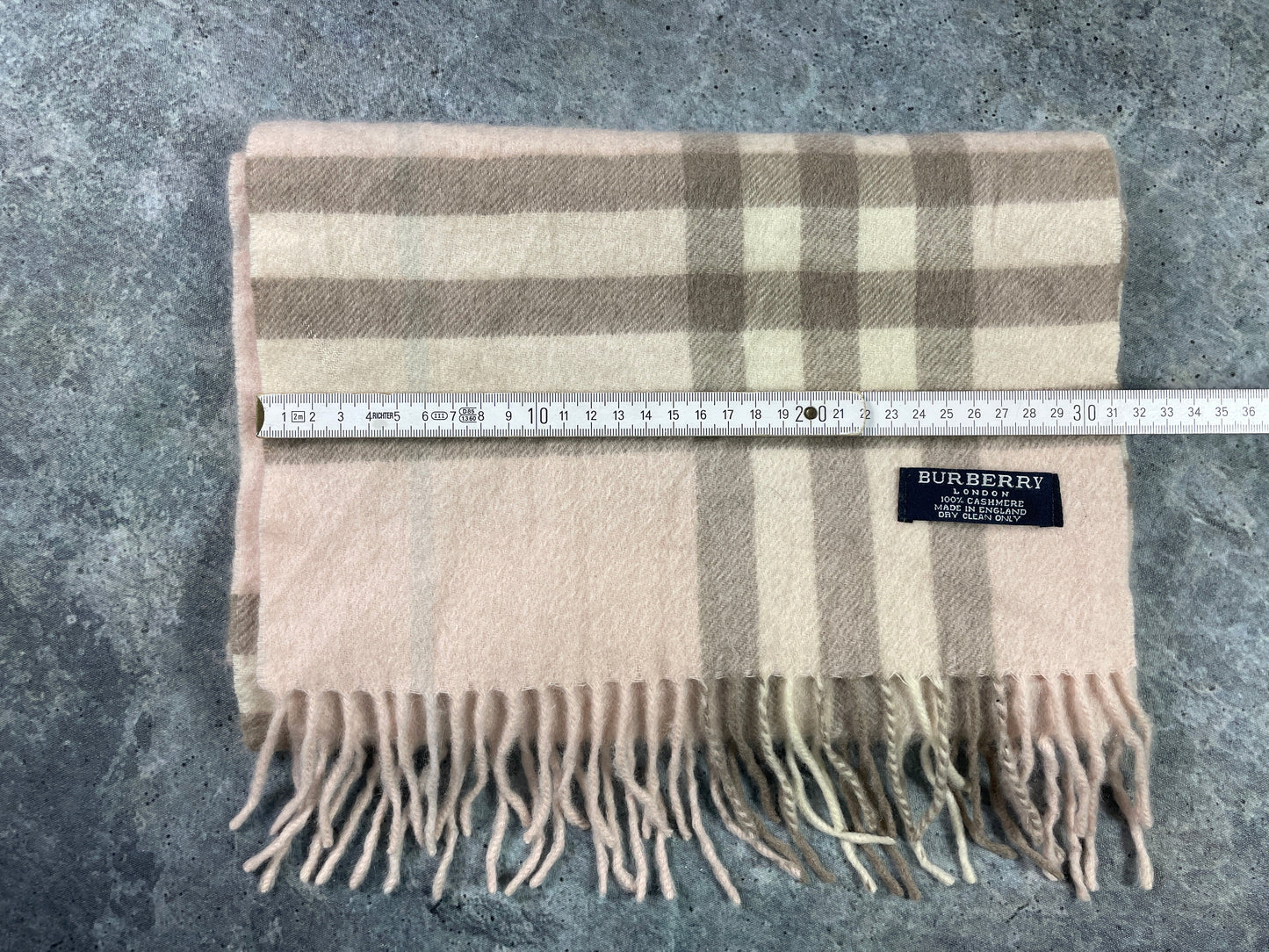 Burberry Cashmere Scarf Rose