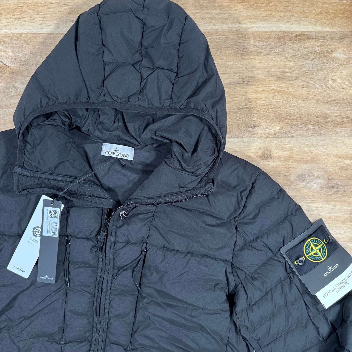 Stone Island Seamless Tunnel Nylon Down-TC Hooded Jacket in Black