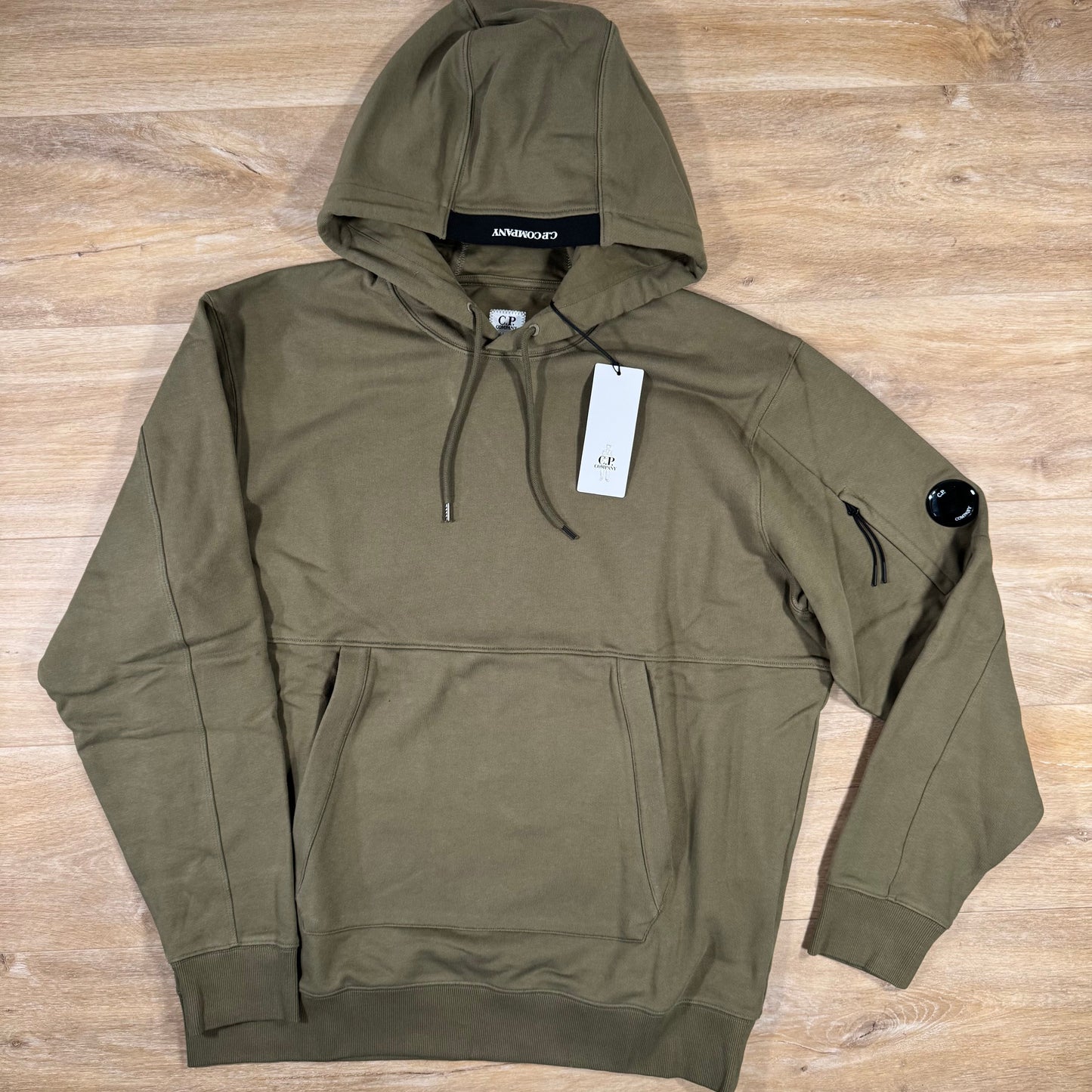 C.P. Company Diagonal Raised Fleece Lens Hoodie in Elmwood Green