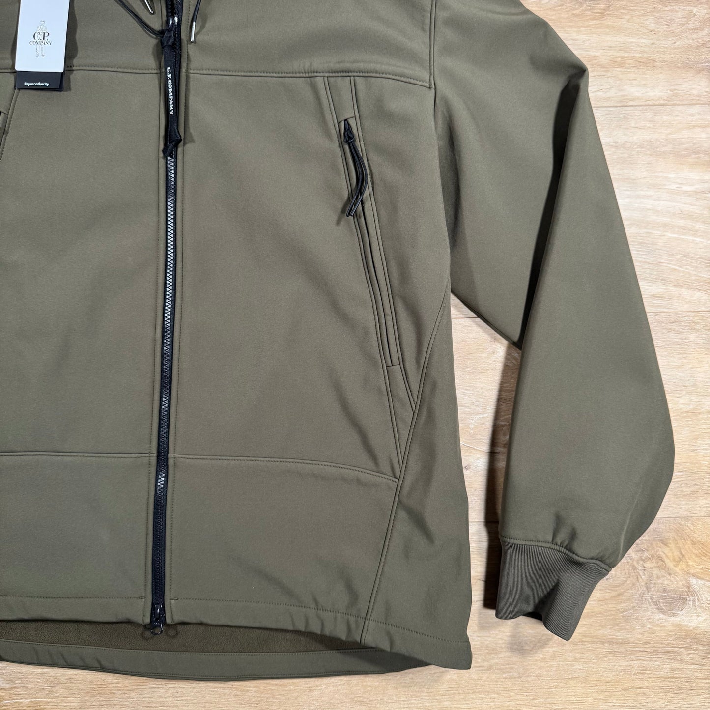 C.P. Company Shell-R Goggle Jacket in Ivy Green