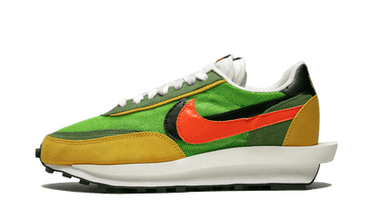 NIKE LD WAFFLE X SACAI GREEN