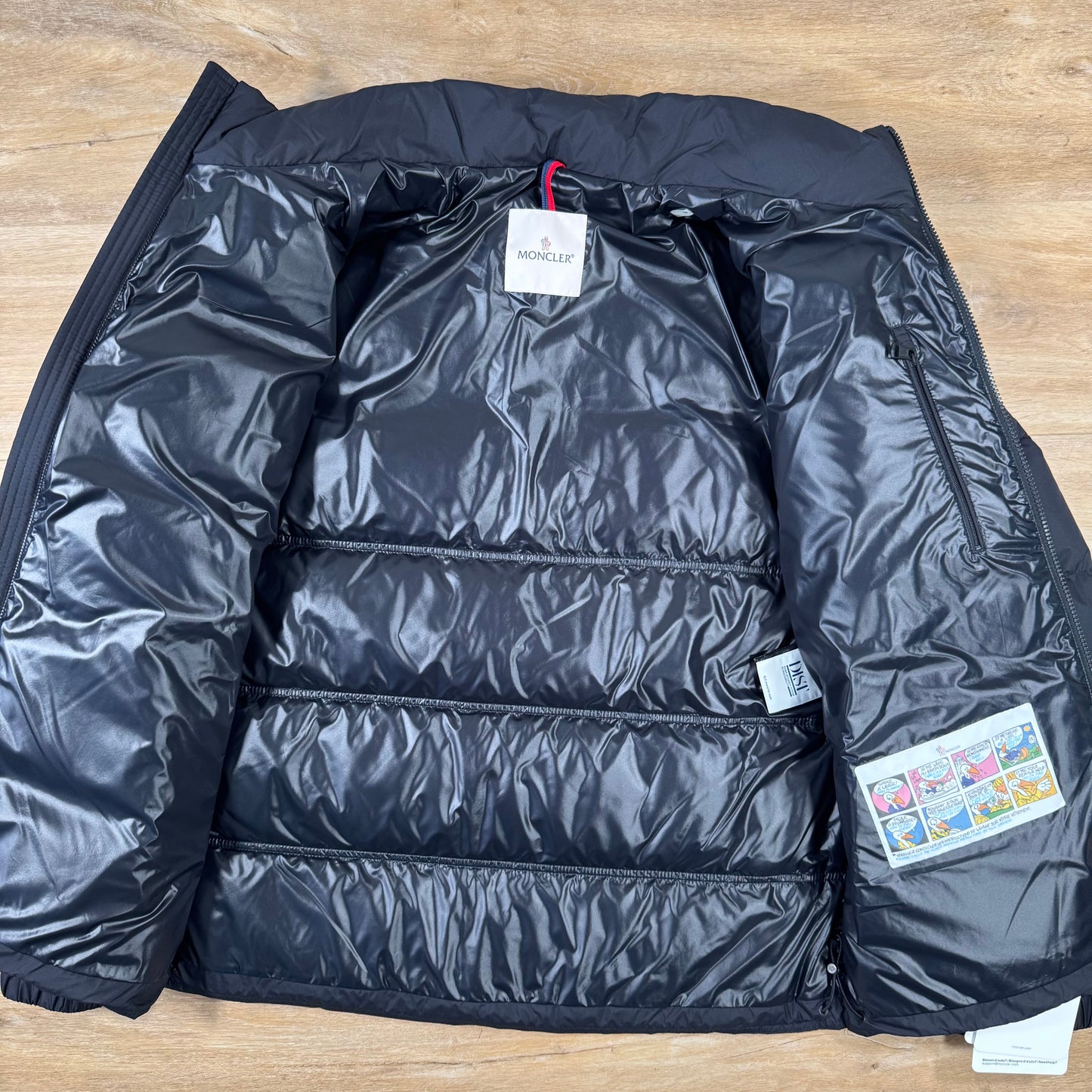 Moncler Bouvaque Stand Collar Down Jacket in Navy