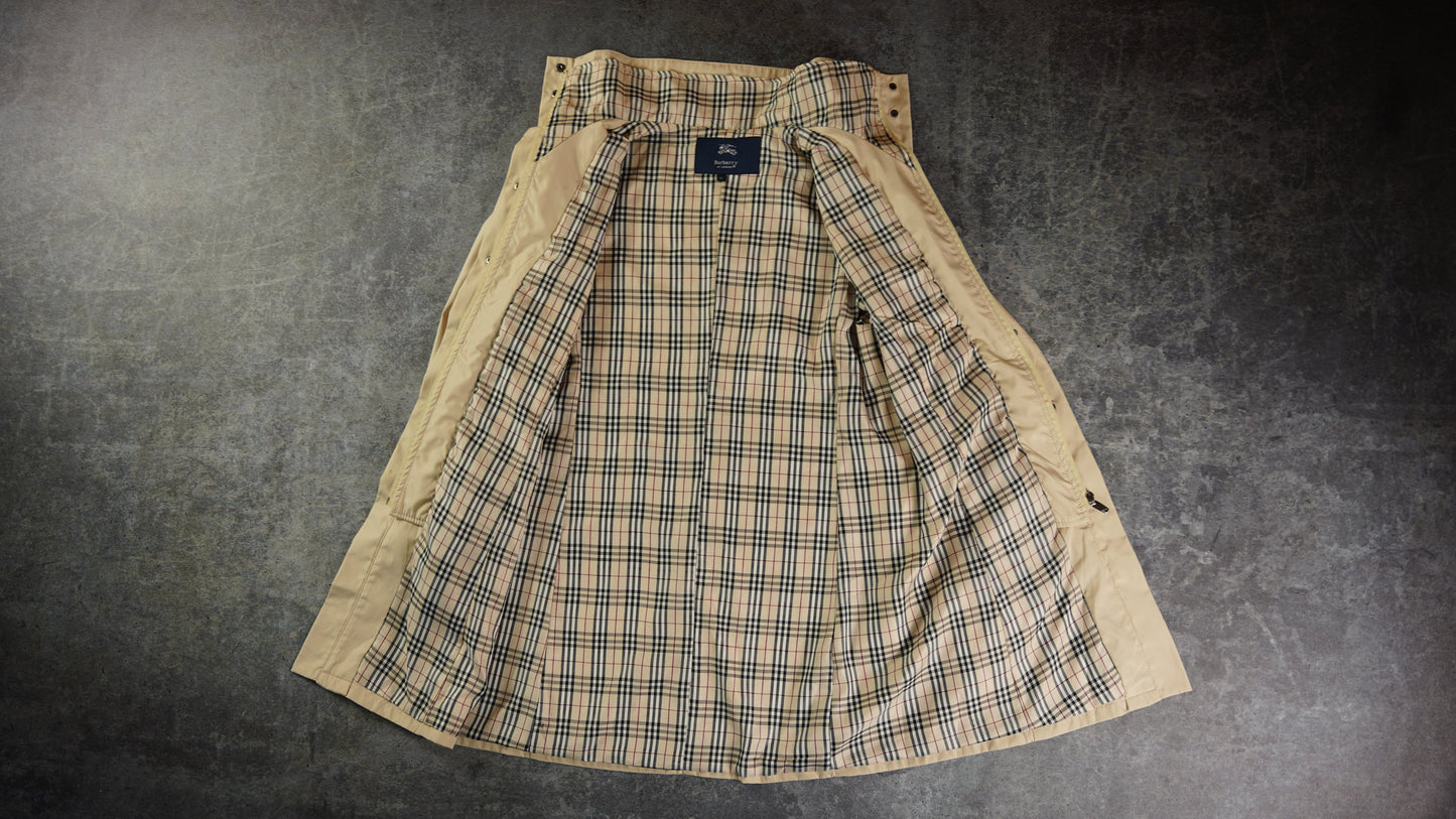 Burberry Trenchcoat (XL)