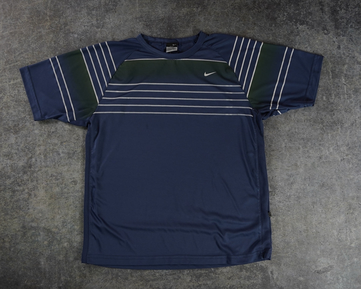 Nike Shirt (L)