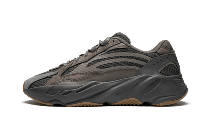 YEEZY 700 V2 GEODE