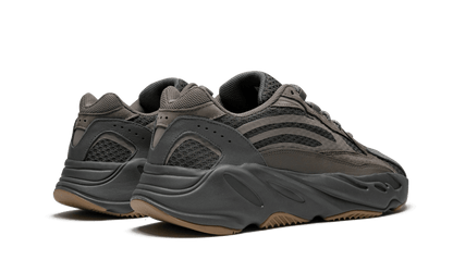 YEEZY 700 V2 GEODE