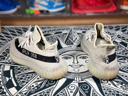 YEEZY BOOST 350