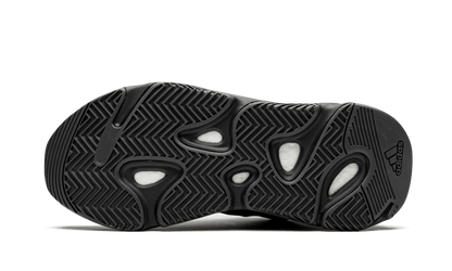 YEEZY 700 MNVN TRIPLE BLACK