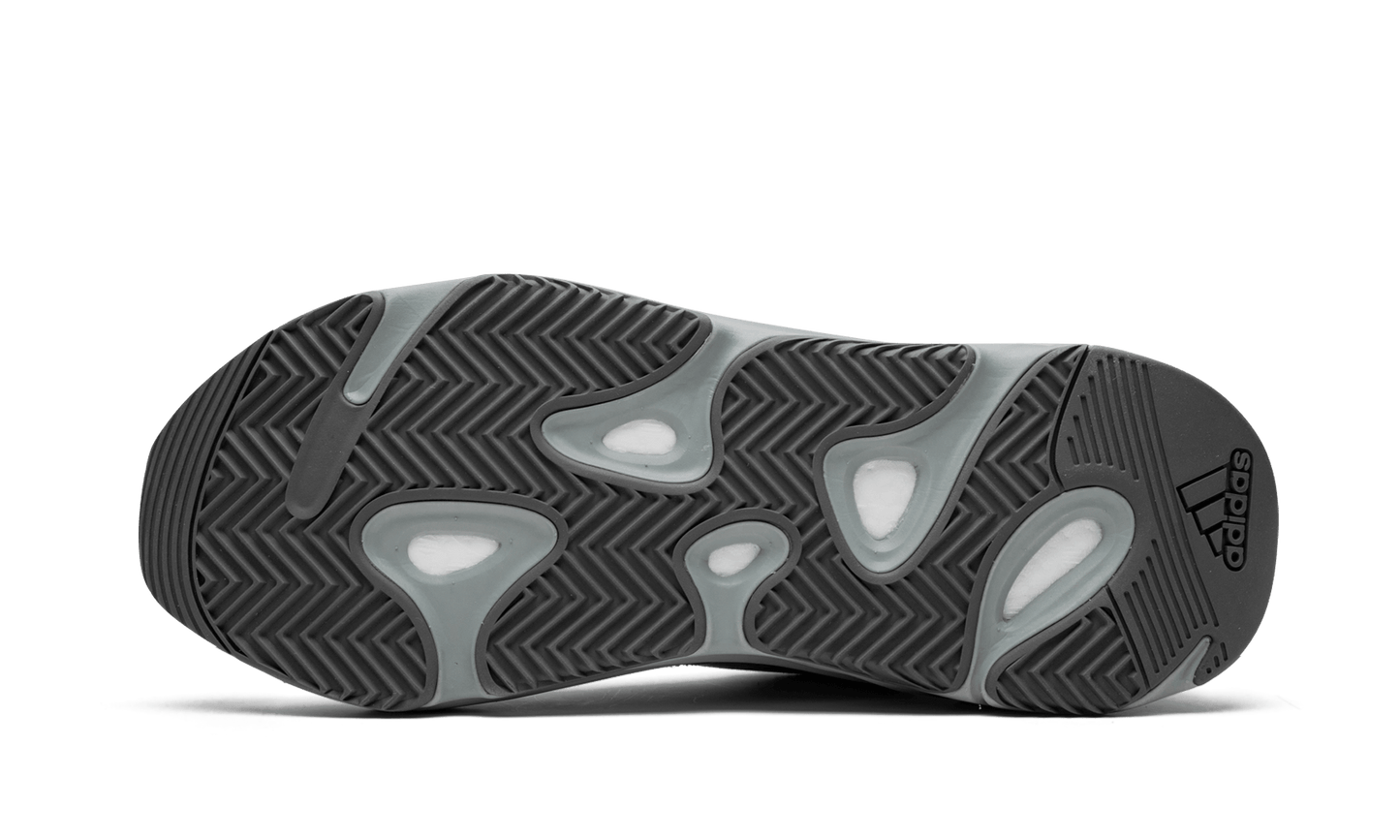 YEEZY BOOST 700 V2 "HOSPITAL BLUE"