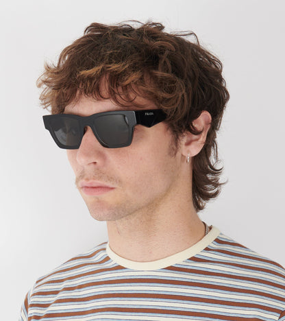 0PR A06S Black/Dark Grey
