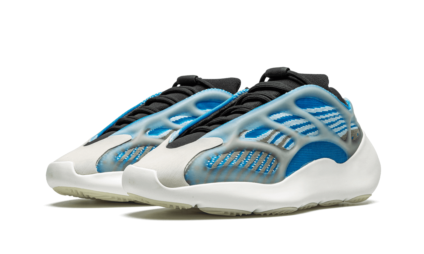 YEEZY 700 V3 ARZARETH