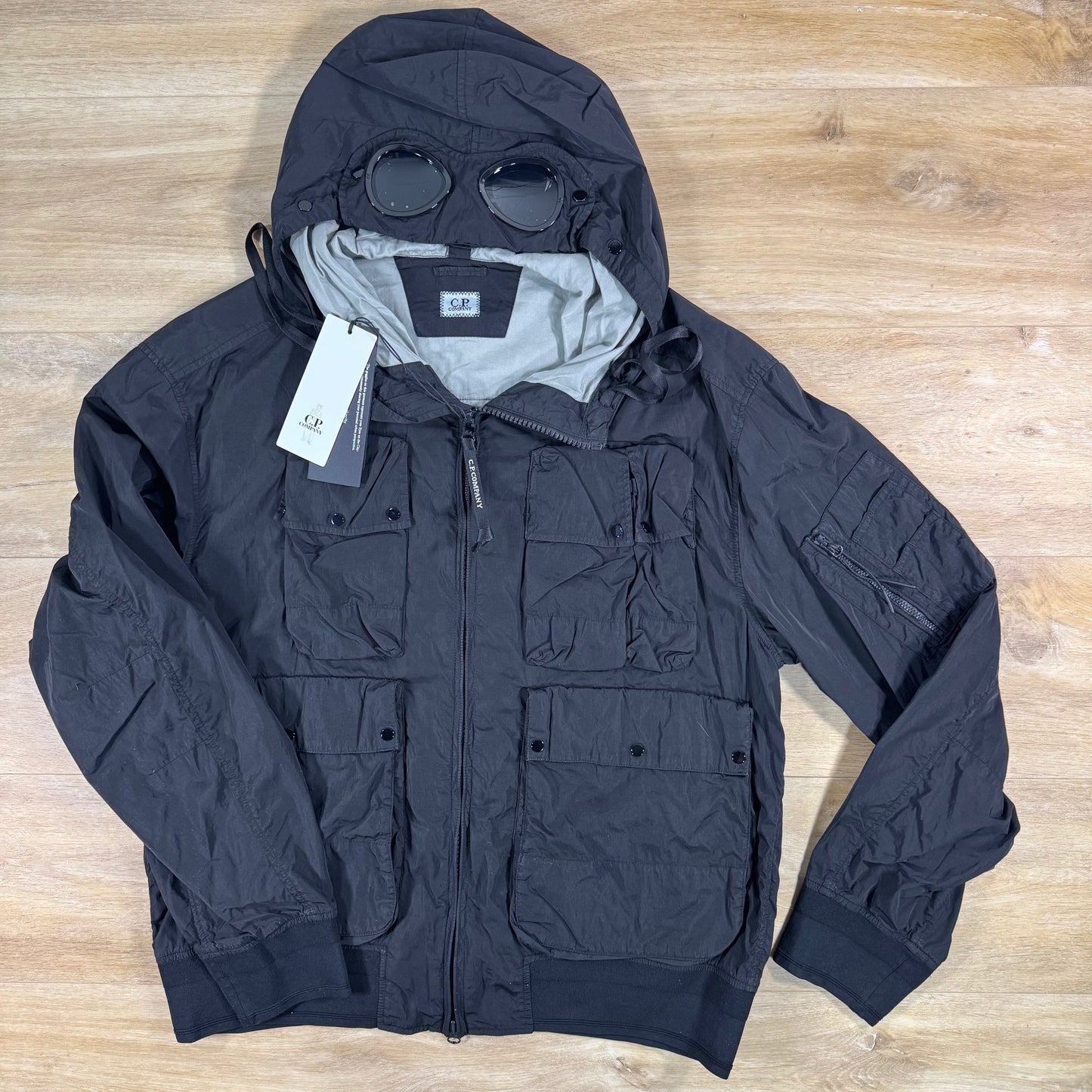 C.P. Company Chrome-R Goggle Jacket in Black