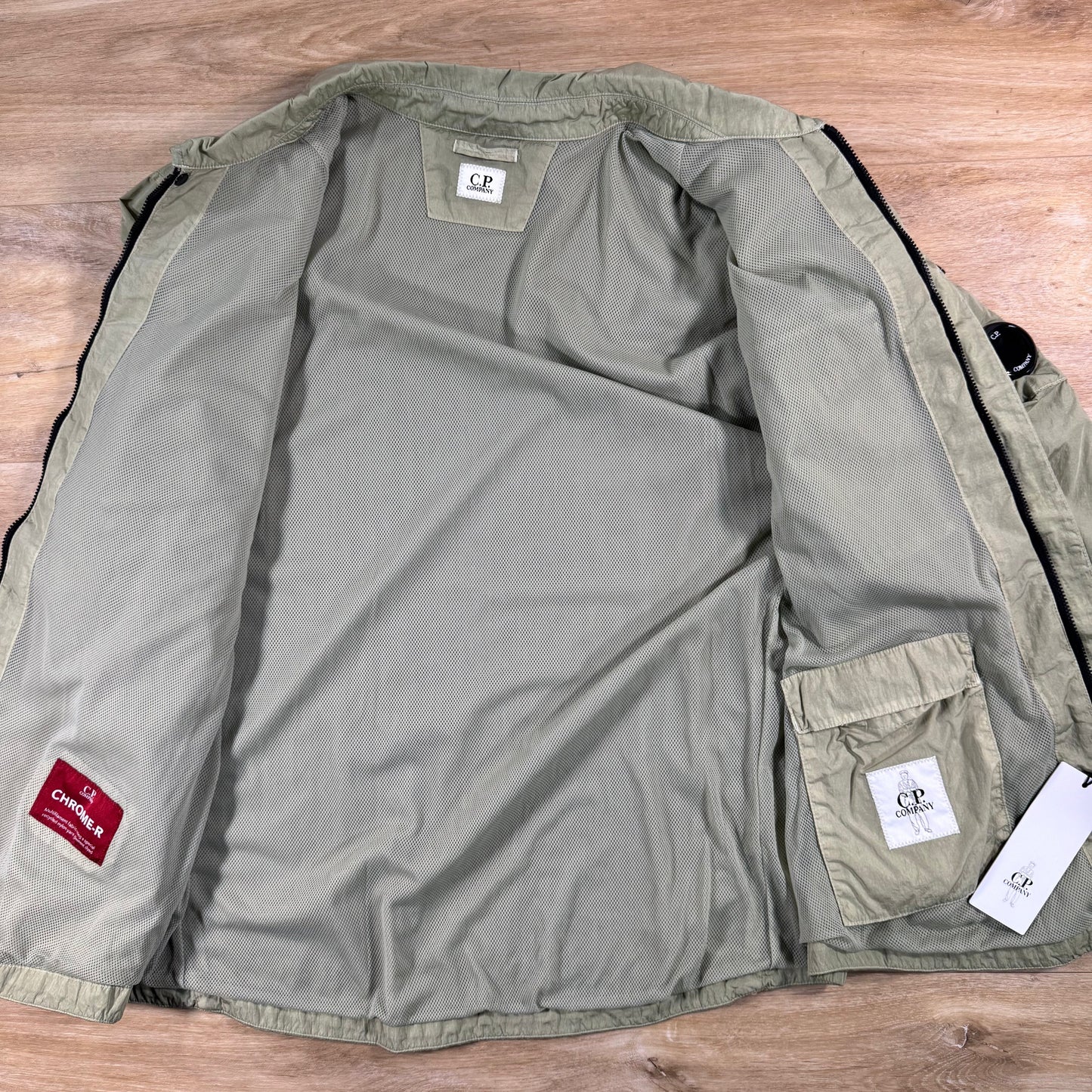C.P. Company Chrome-R Lens Overshirt in Moss Gray - Green