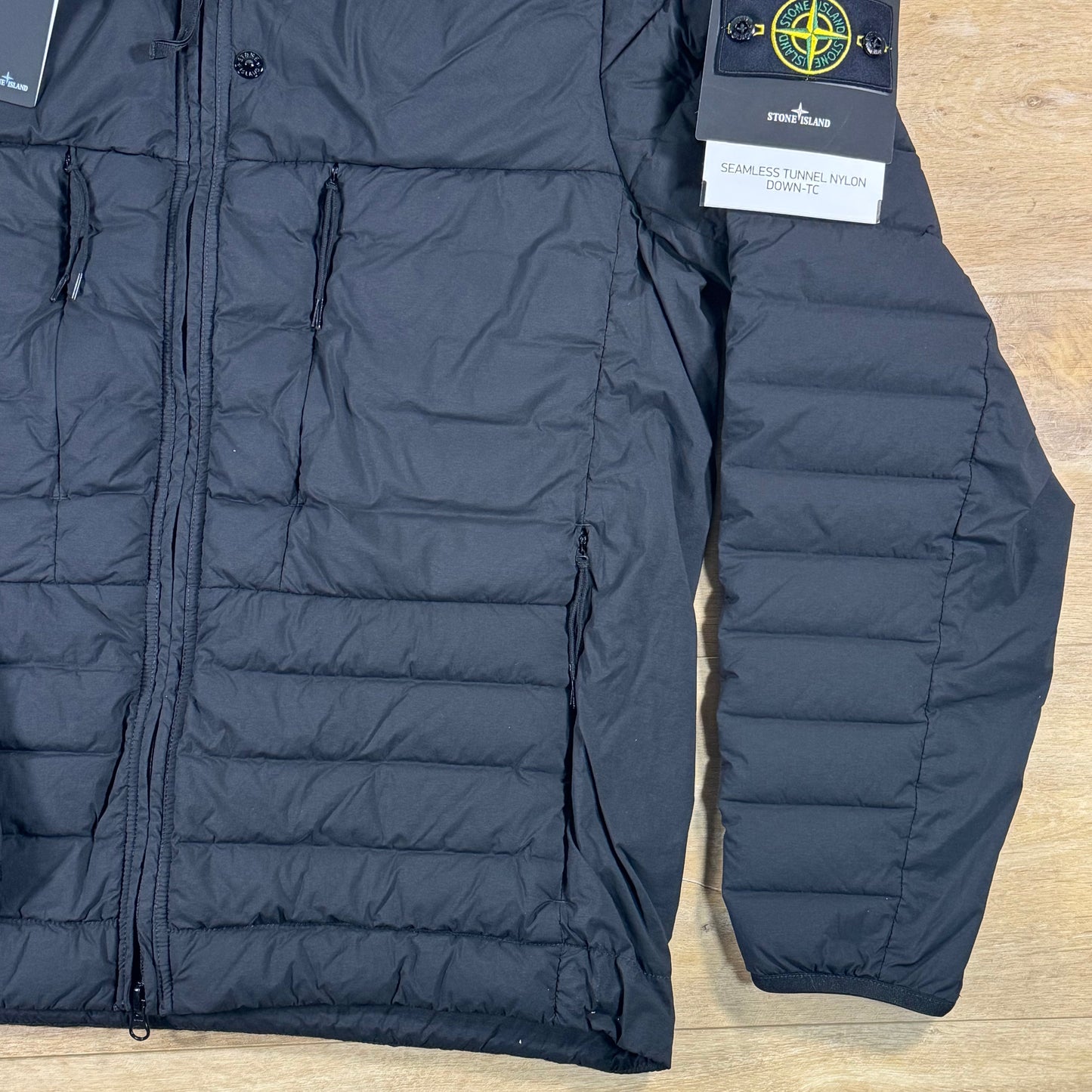 Stone Island Seamless Tunnel Down-TC Stand Collar Jacket in Black