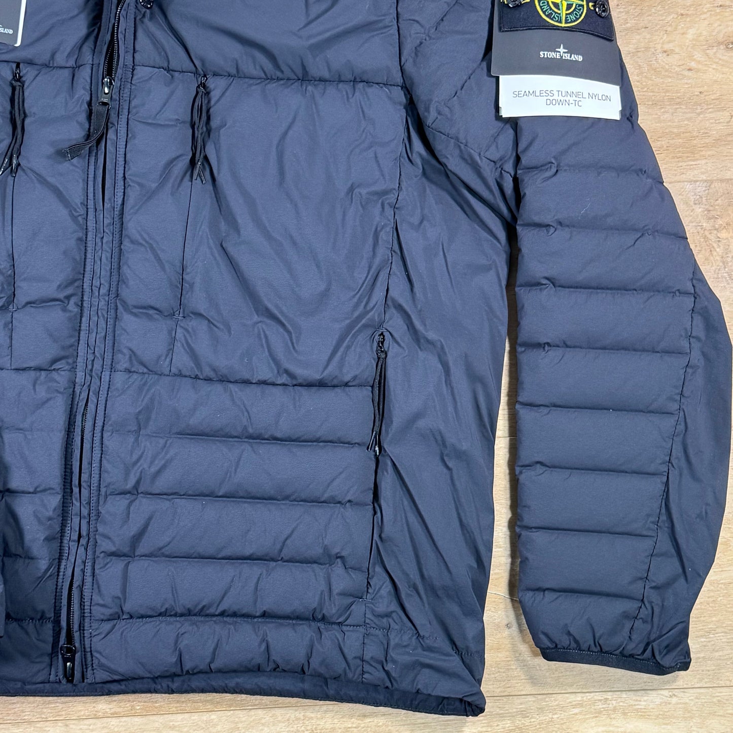 Stone Island Seamless Tunnel Down-TC Stand Collar Jacket in Navy