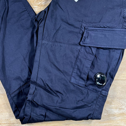 C.P. Company Stretch Sateen Ergonomic Lens Cargo Pants in Navy
