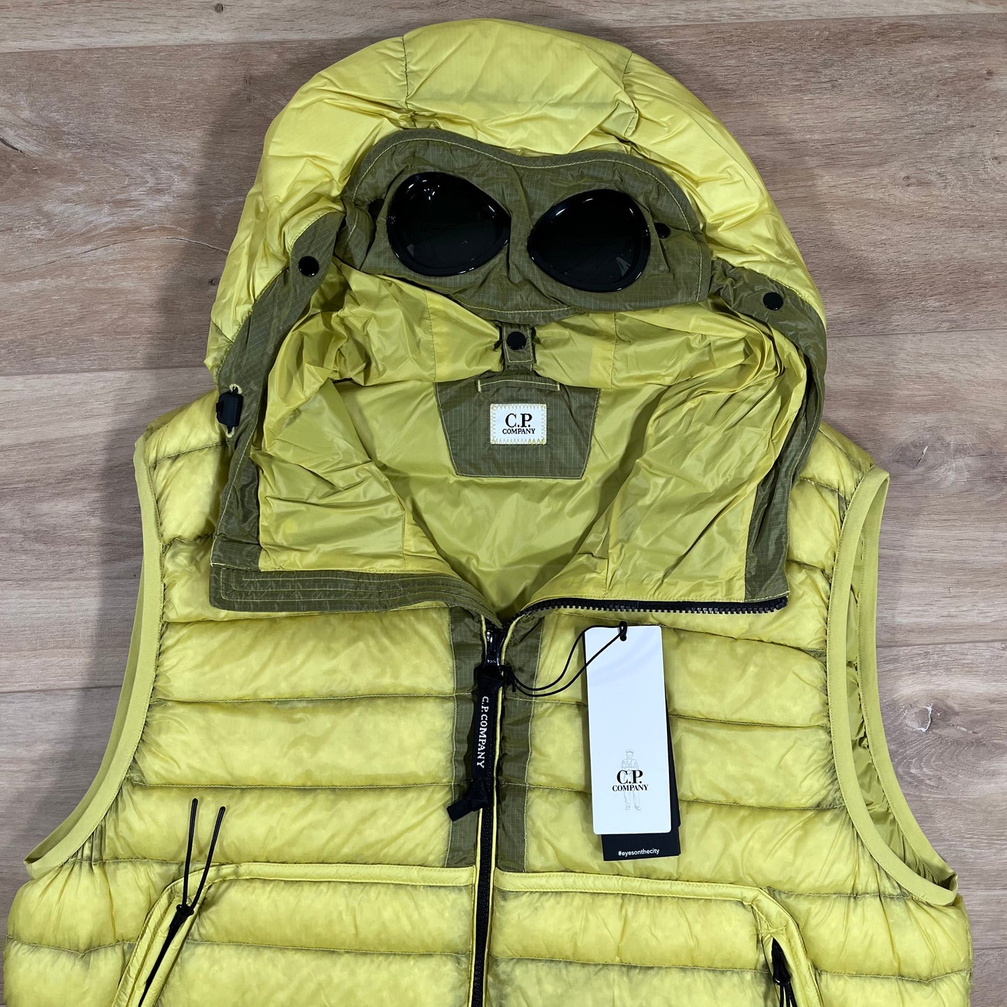 C.P. Company D.D. Shell Goggle Down Gilet in Green Sheen - Yellow
