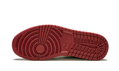 JORDAN 1 HIGH NFR RED
